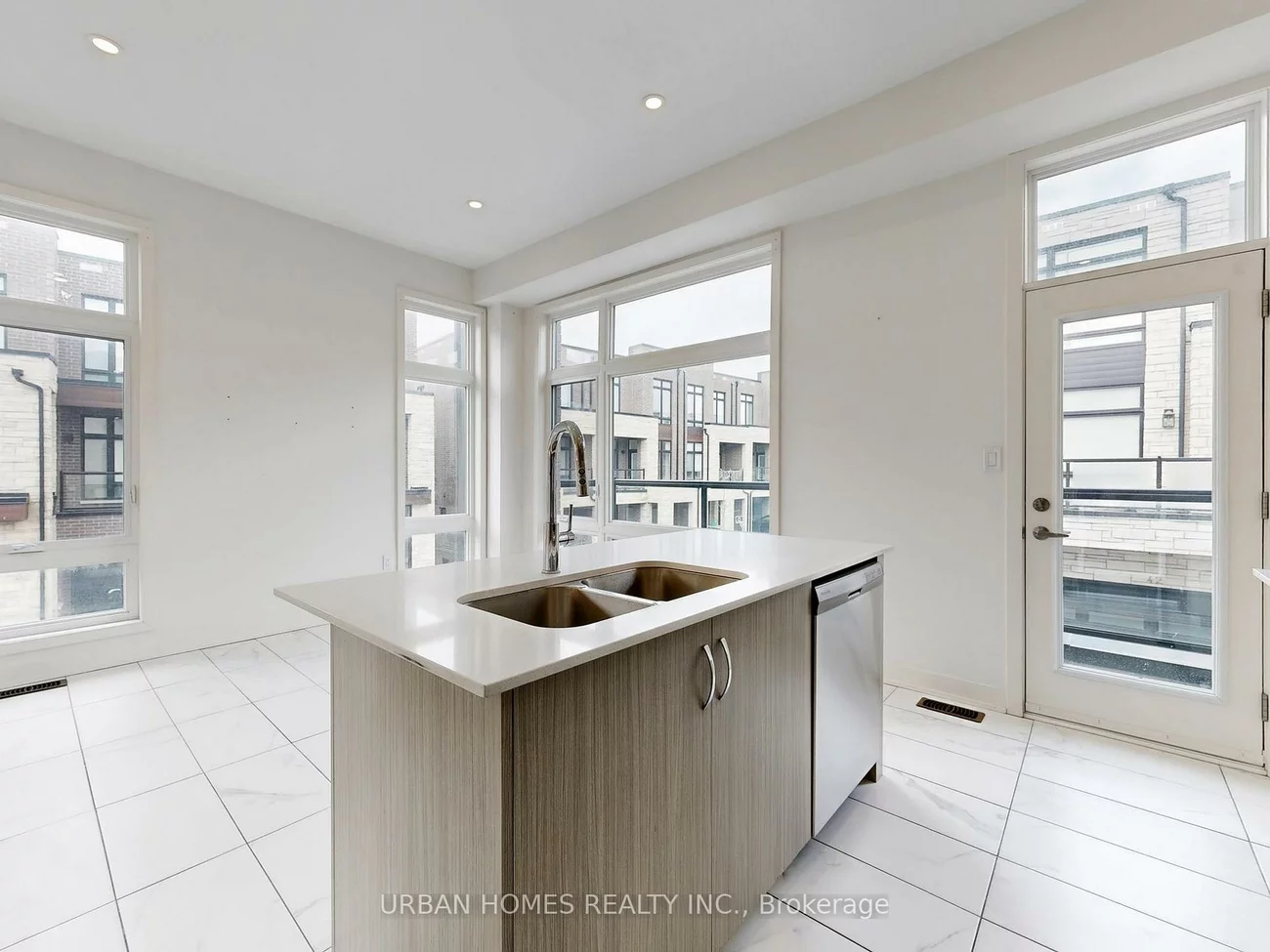 41, Gerussi, Vellore Village, Vaughan