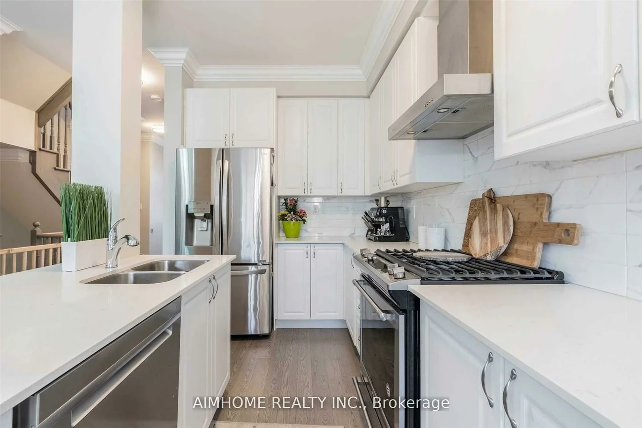 73, Sunset, Vellore Village, Vaughan