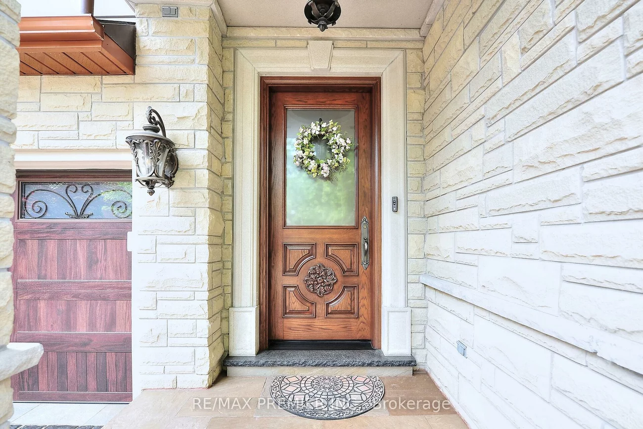 111, Arista, Islington Woods, Vaughan