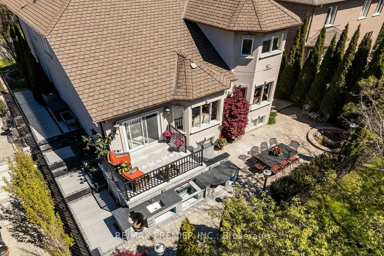 111, Arista, Islington Woods, Vaughan