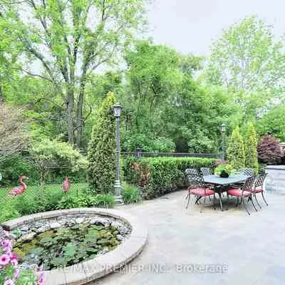 111, Arista, Islington Woods, Vaughan