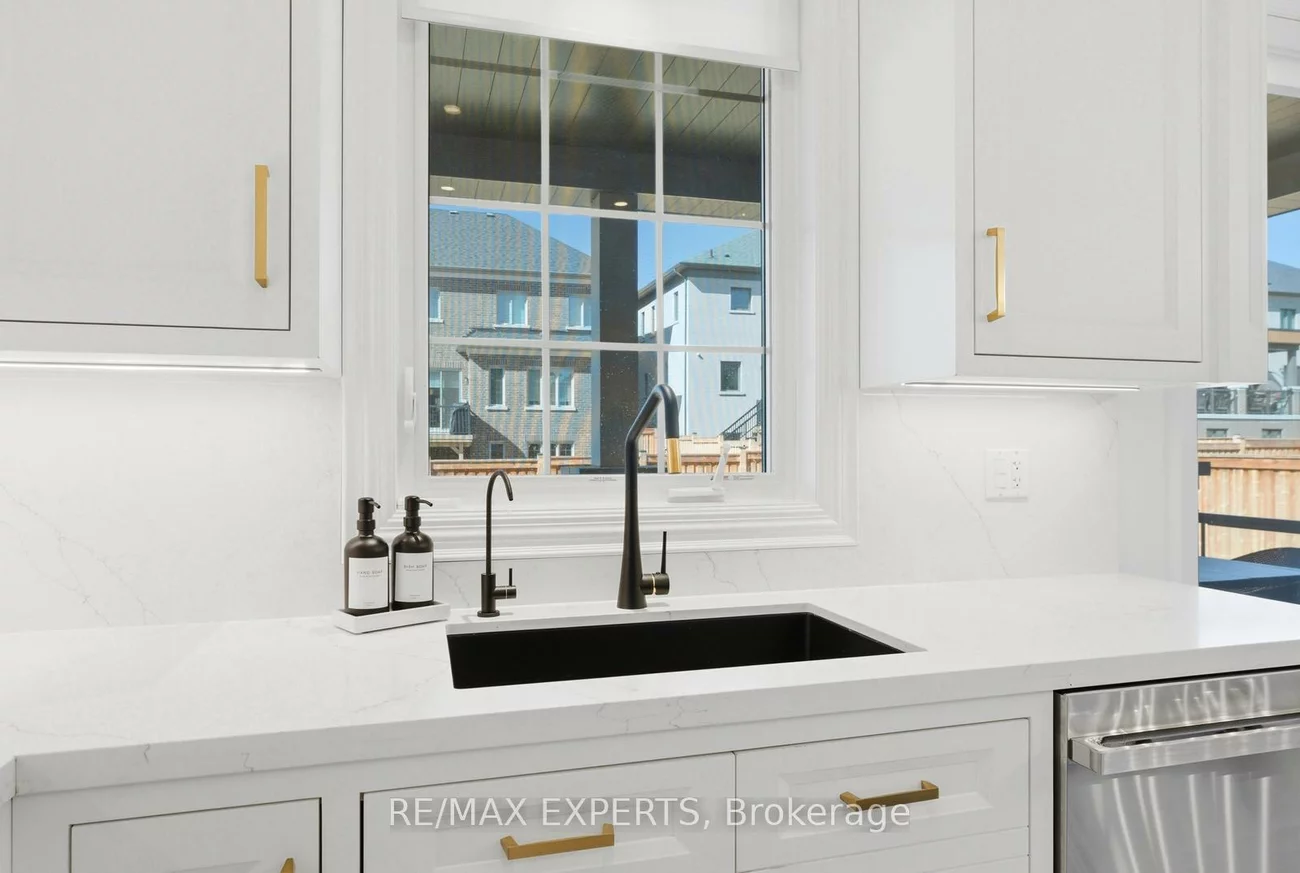 54, Winthrop, Vellore Village, Vaughan