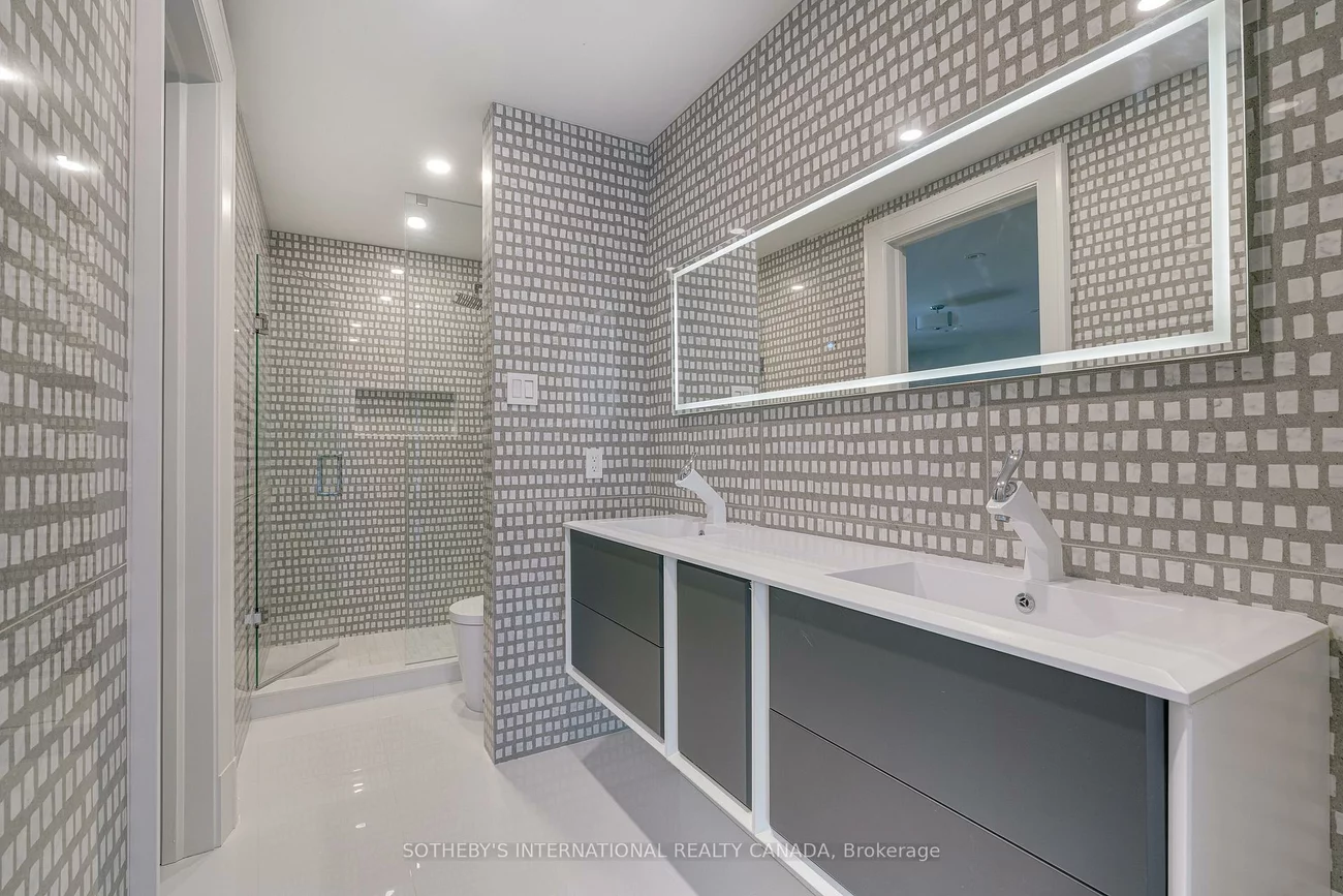 85, Cowan, East Woodbridge, Vaughan