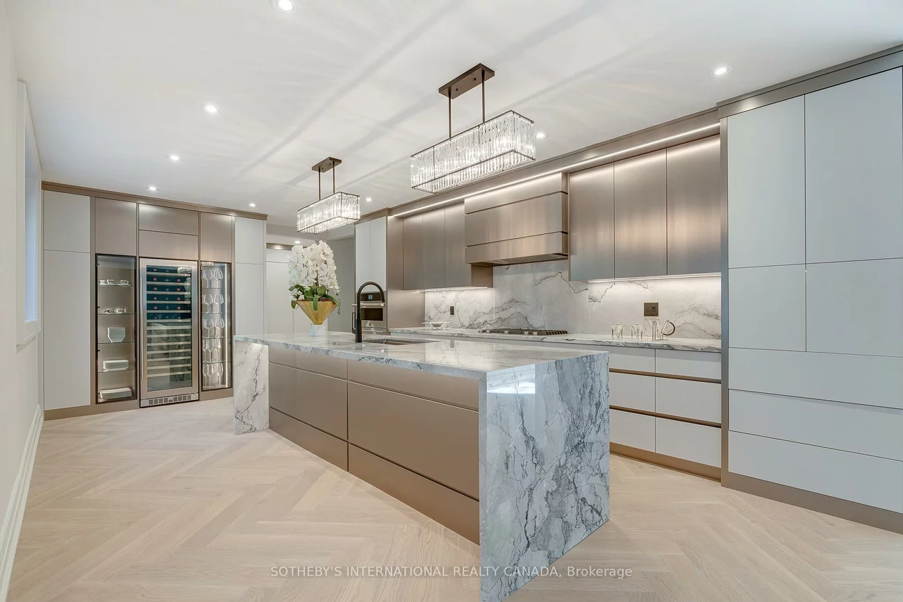 85, Cowan, East Woodbridge, Vaughan