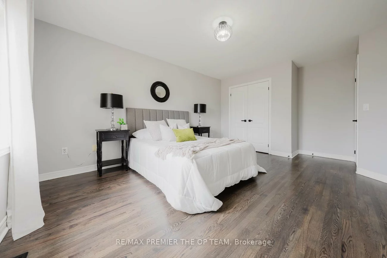 16, St Michele, Islington Woods, Vaughan