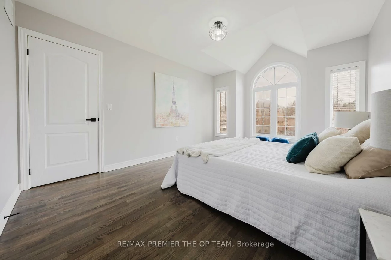 16, St Michele, Islington Woods, Vaughan