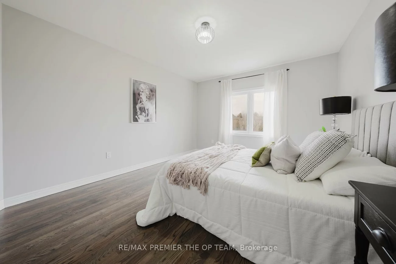 16, St Michele, Islington Woods, Vaughan