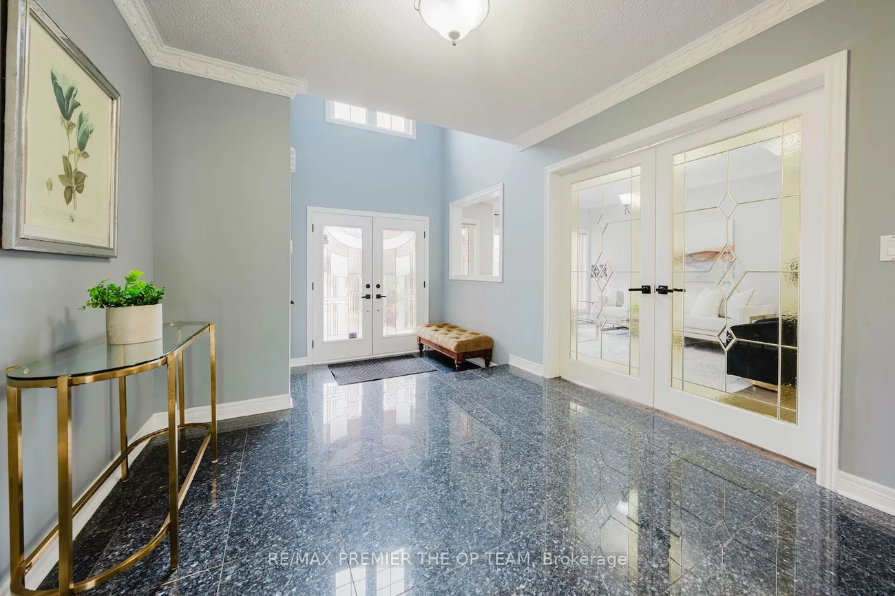 16, St Michele, Islington Woods, Vaughan