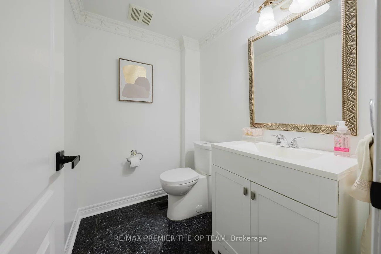 16, St Michele, Islington Woods, Vaughan