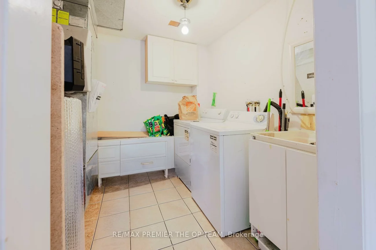 16, St Michele, Islington Woods, Vaughan