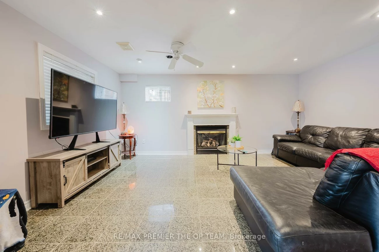 16, St Michele, Islington Woods, Vaughan