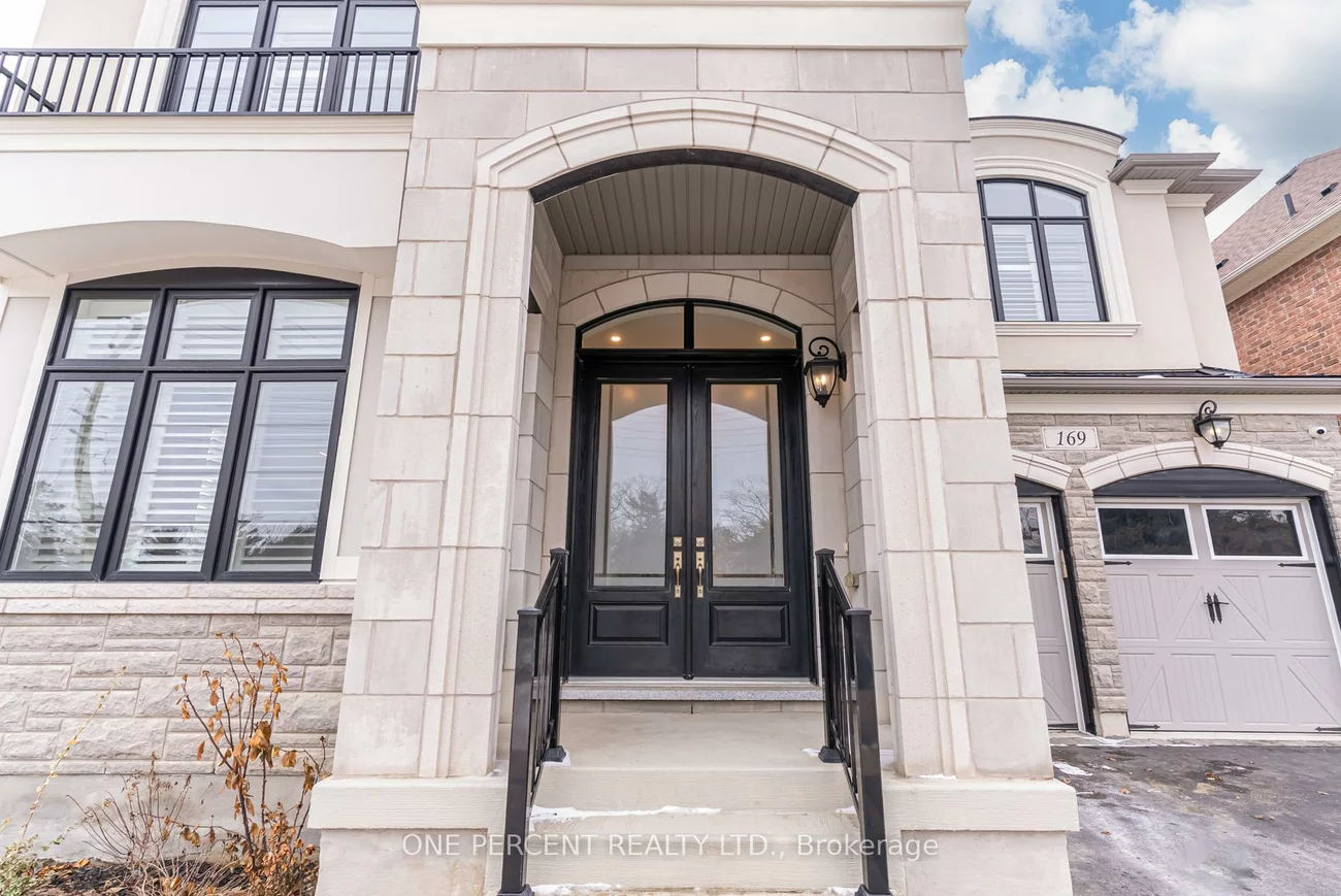 169, Faust, Kleinburg, Vaughan