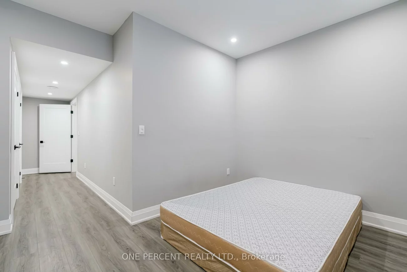 169, Faust, Kleinburg, Vaughan