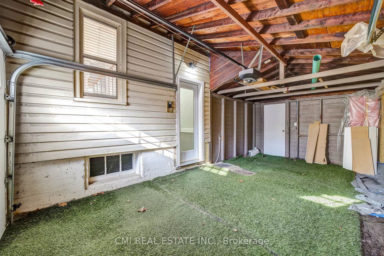 153, Clarence, West Woodbridge, Vaughan