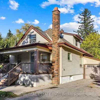 153, Clarence, West Woodbridge, Vaughan