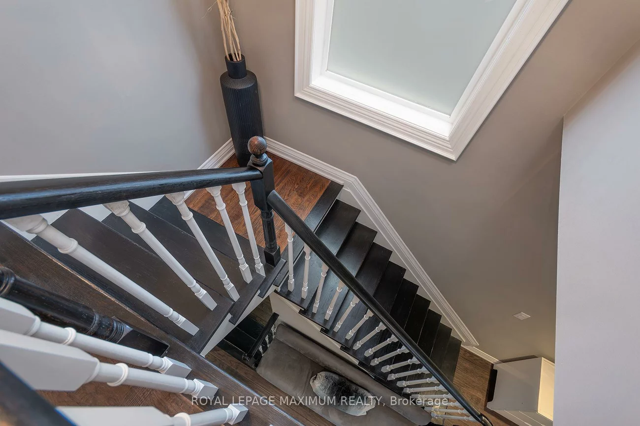 33, La Neve, Sonoma Heights, Vaughan