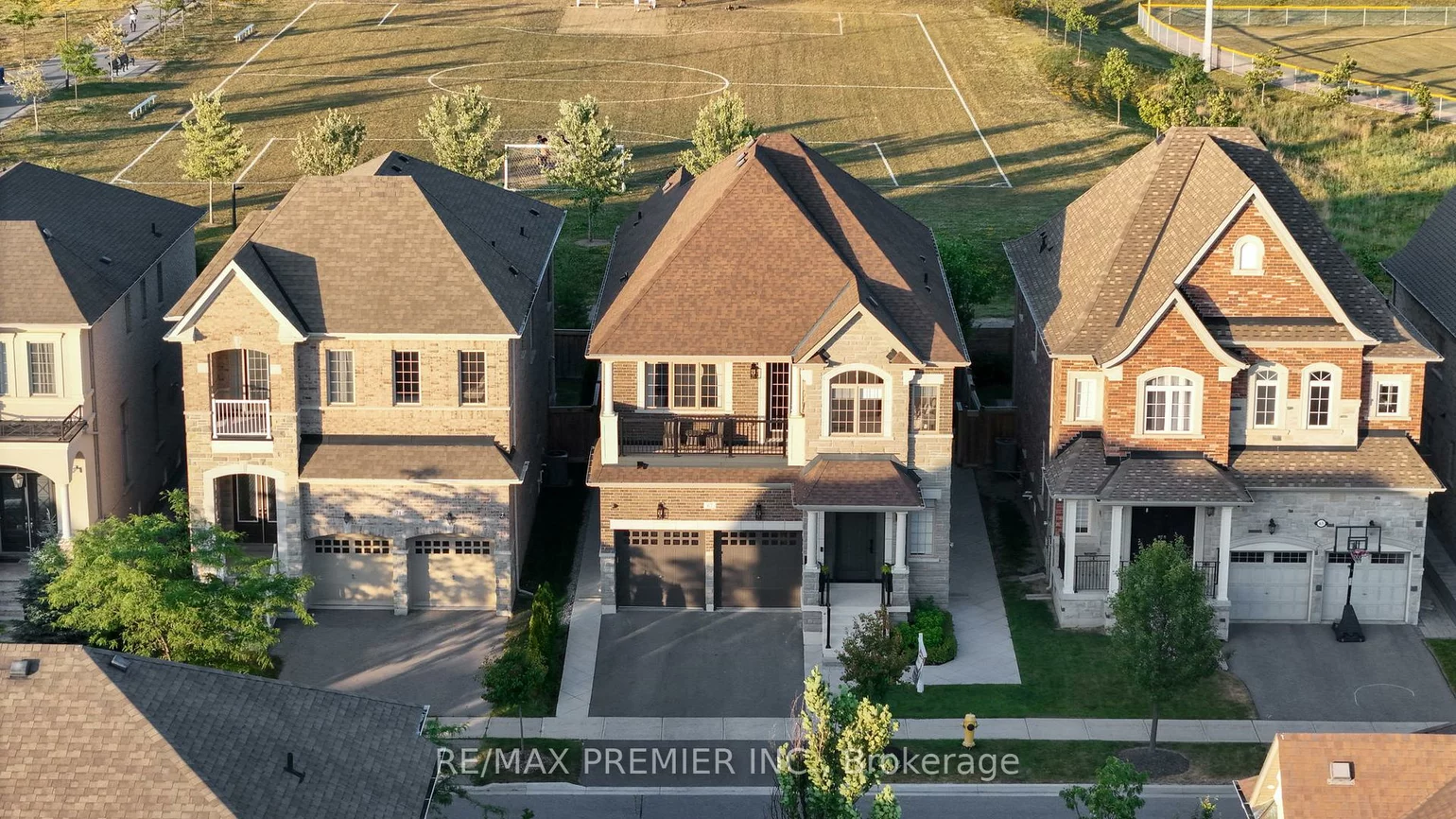 67, Garyscholl, Vellore Village, Vaughan