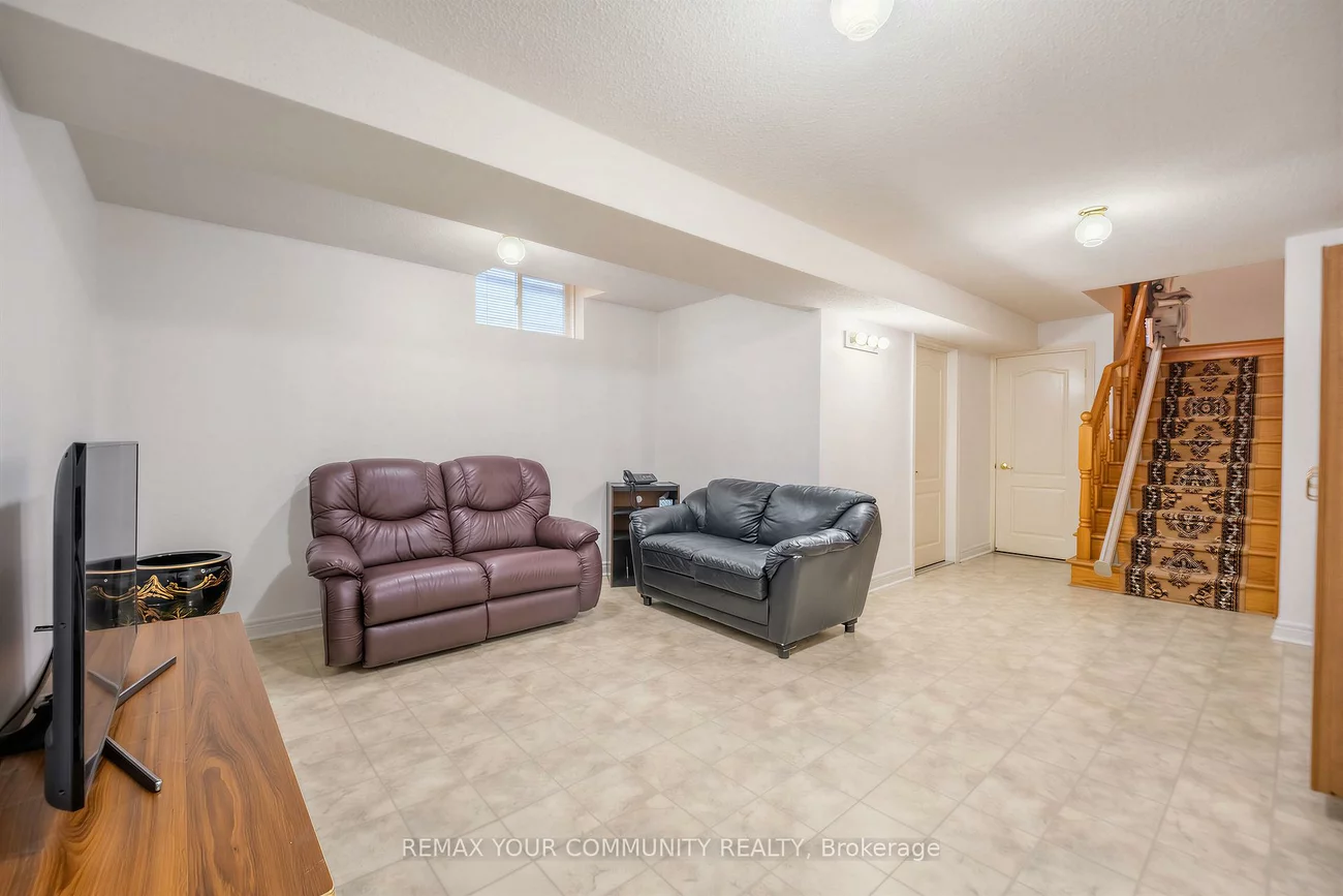 23, Amelynn, Sonoma Heights, Vaughan