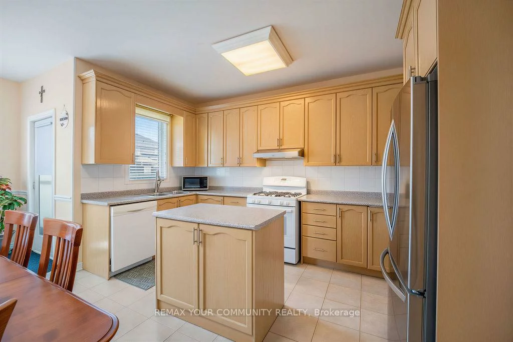 23, Amelynn, Sonoma Heights, Vaughan