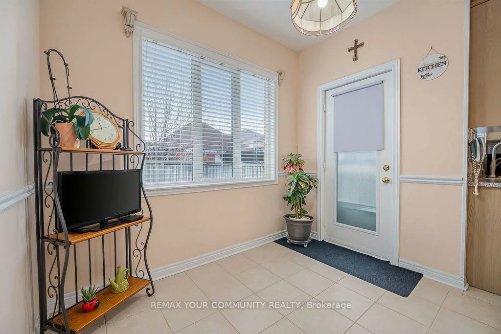 23, Amelynn, Sonoma Heights, Vaughan