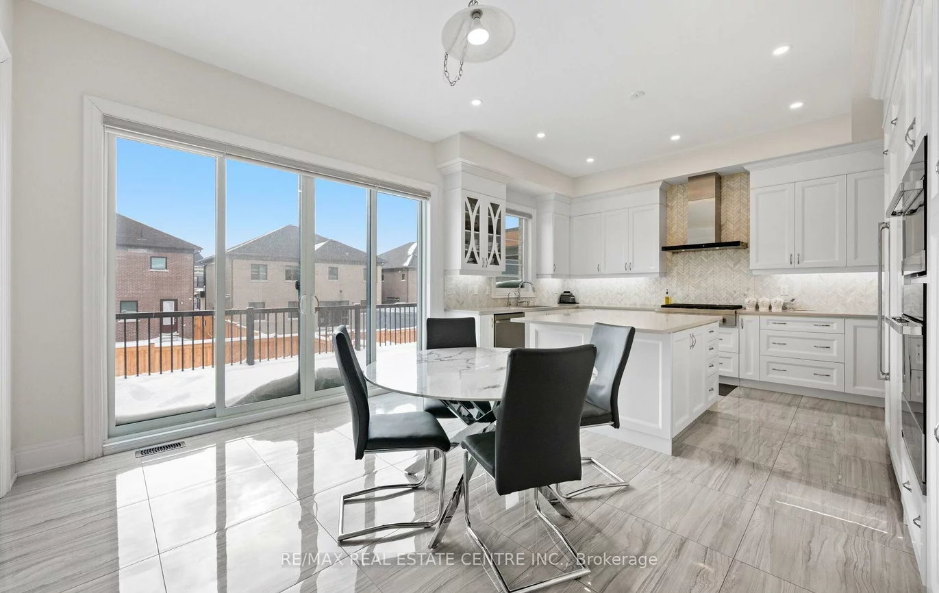 160, Wainfleet, Vellore Village, Vaughan