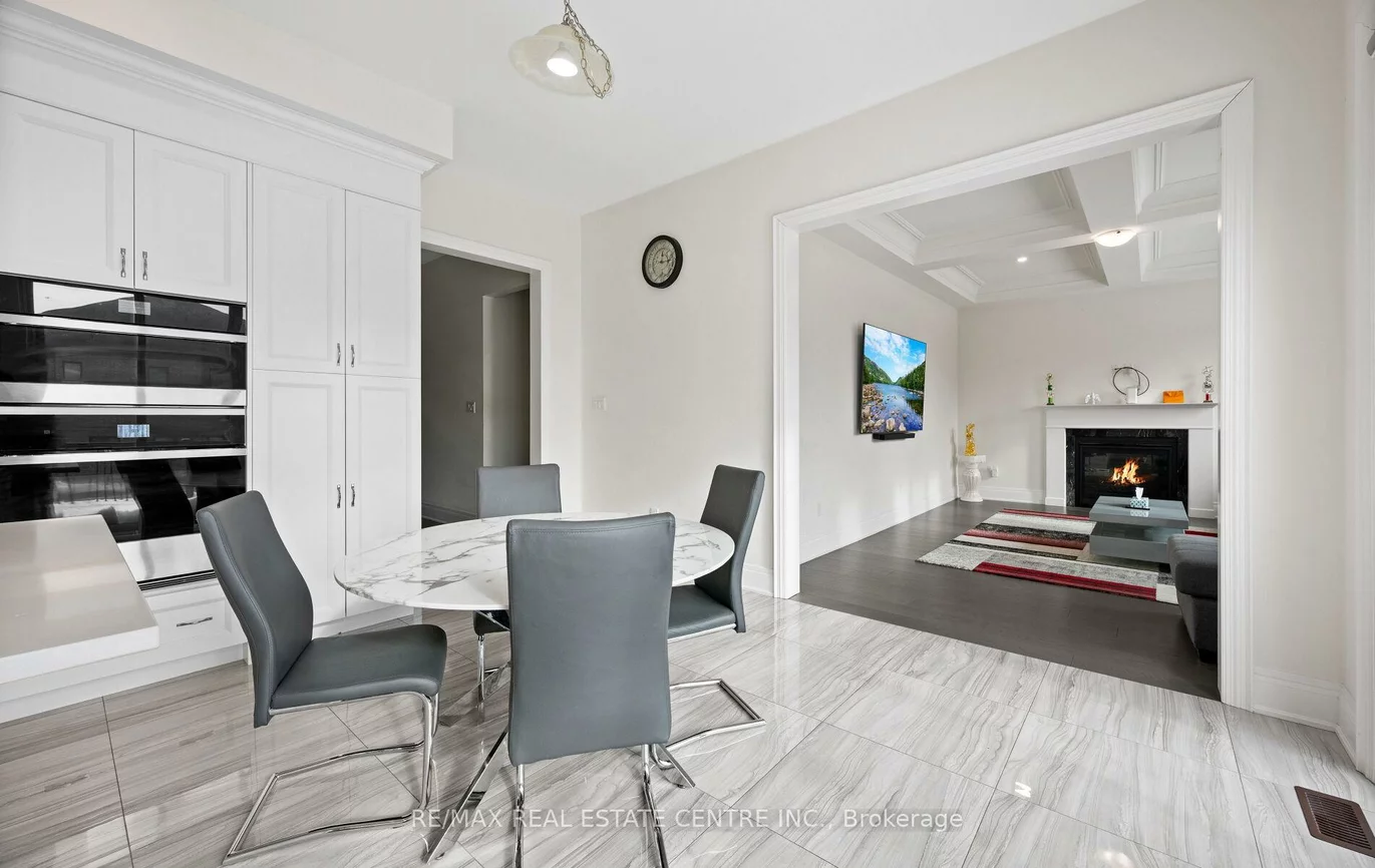 160, Wainfleet, Vellore Village, Vaughan