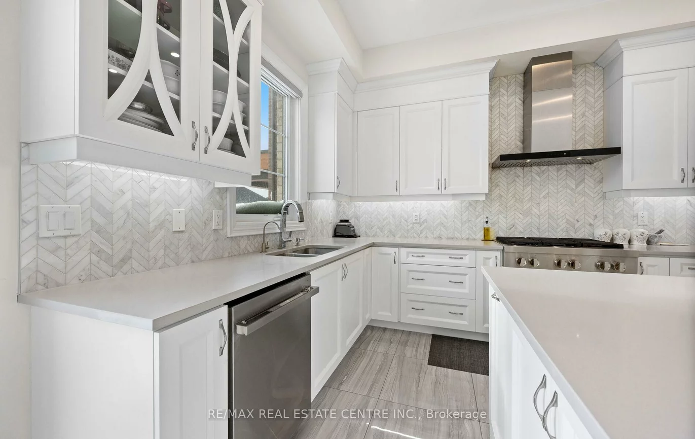 160, Wainfleet, Vellore Village, Vaughan