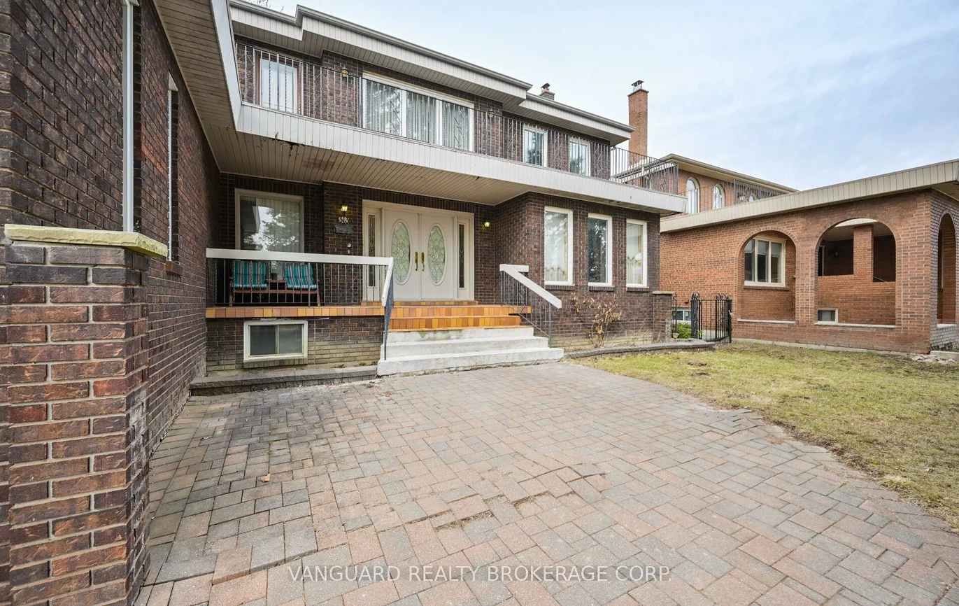 313, Firglen, Islington Woods, Vaughan