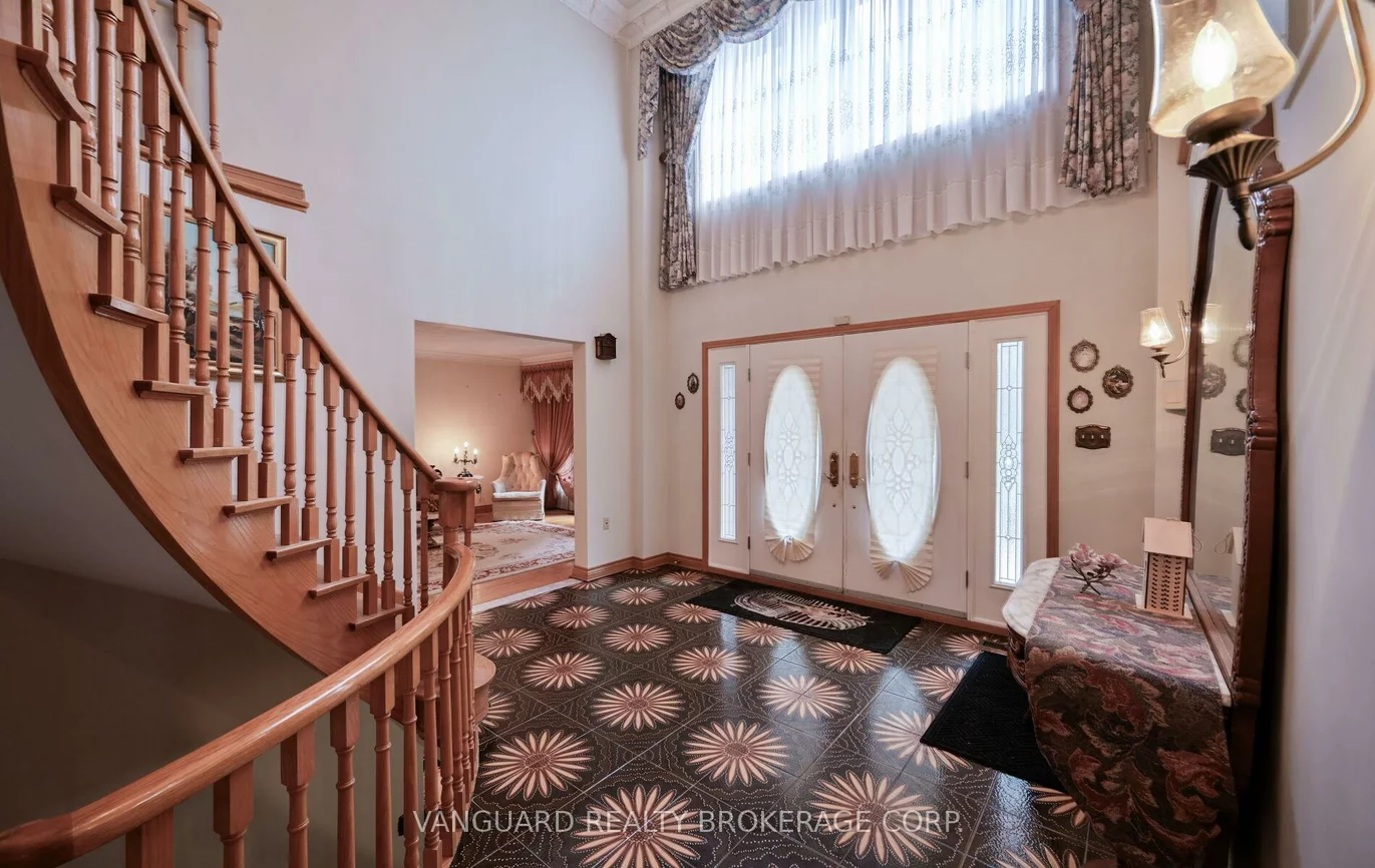 313, Firglen, Islington Woods, Vaughan