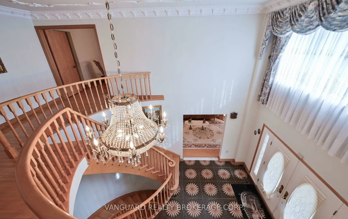 313, Firglen, Islington Woods, Vaughan