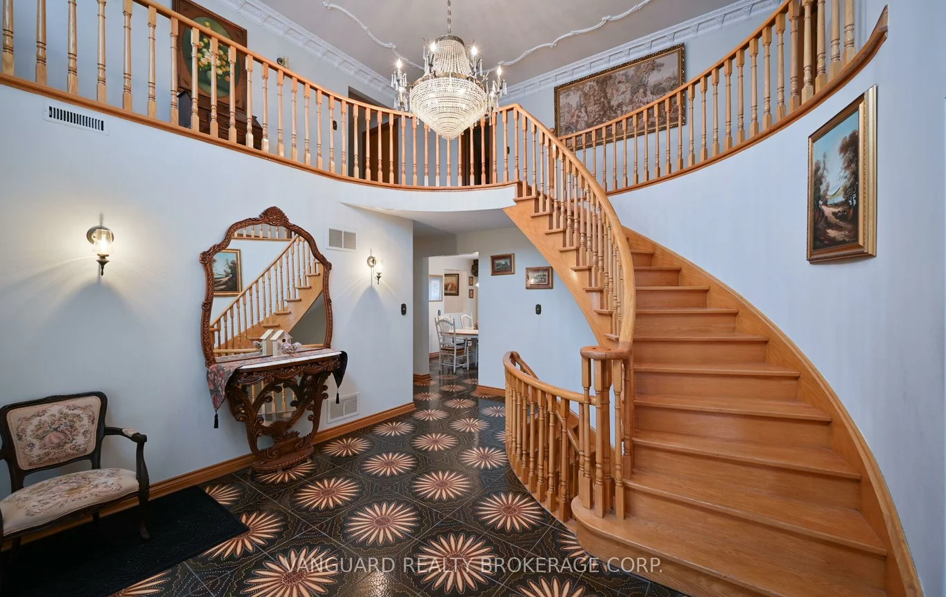 313, Firglen, Islington Woods, Vaughan