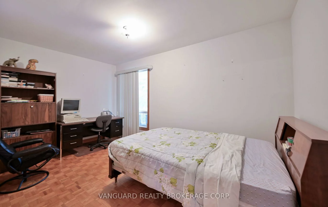 313, Firglen, Islington Woods, Vaughan