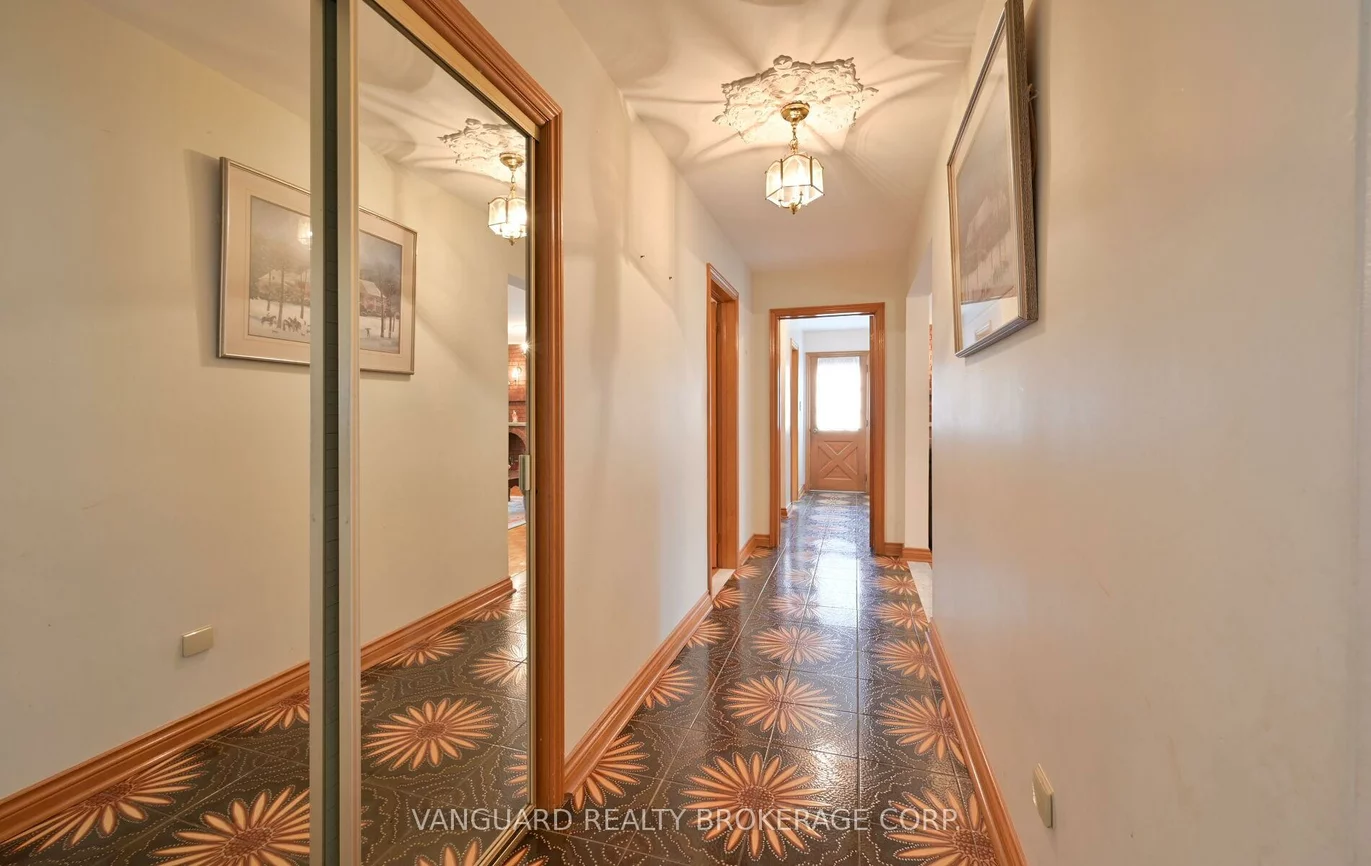 313, Firglen, Islington Woods, Vaughan