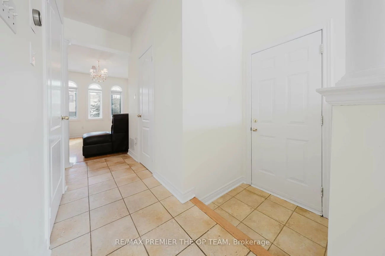 56, Wildberry, Vellore Village, Vaughan