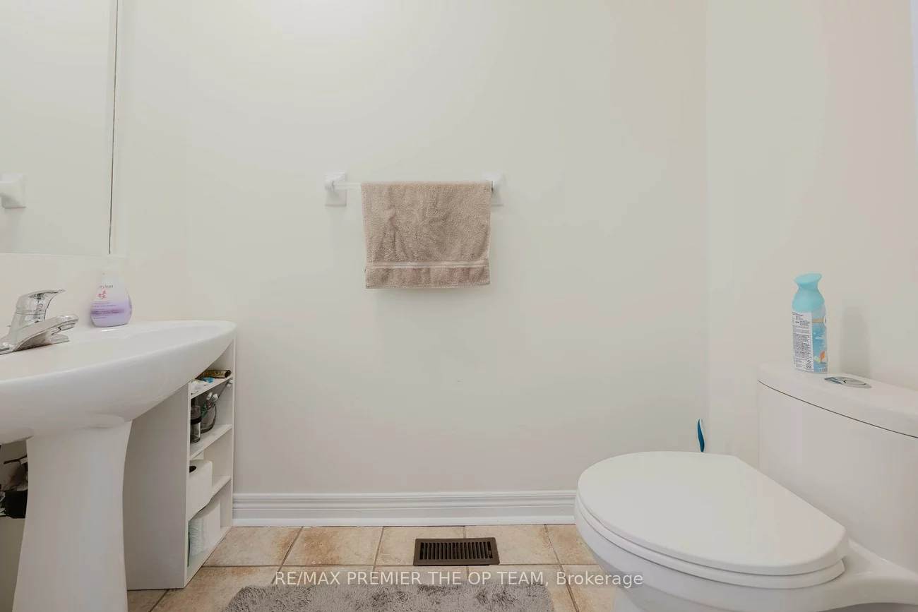 56, Wildberry, Vellore Village, Vaughan