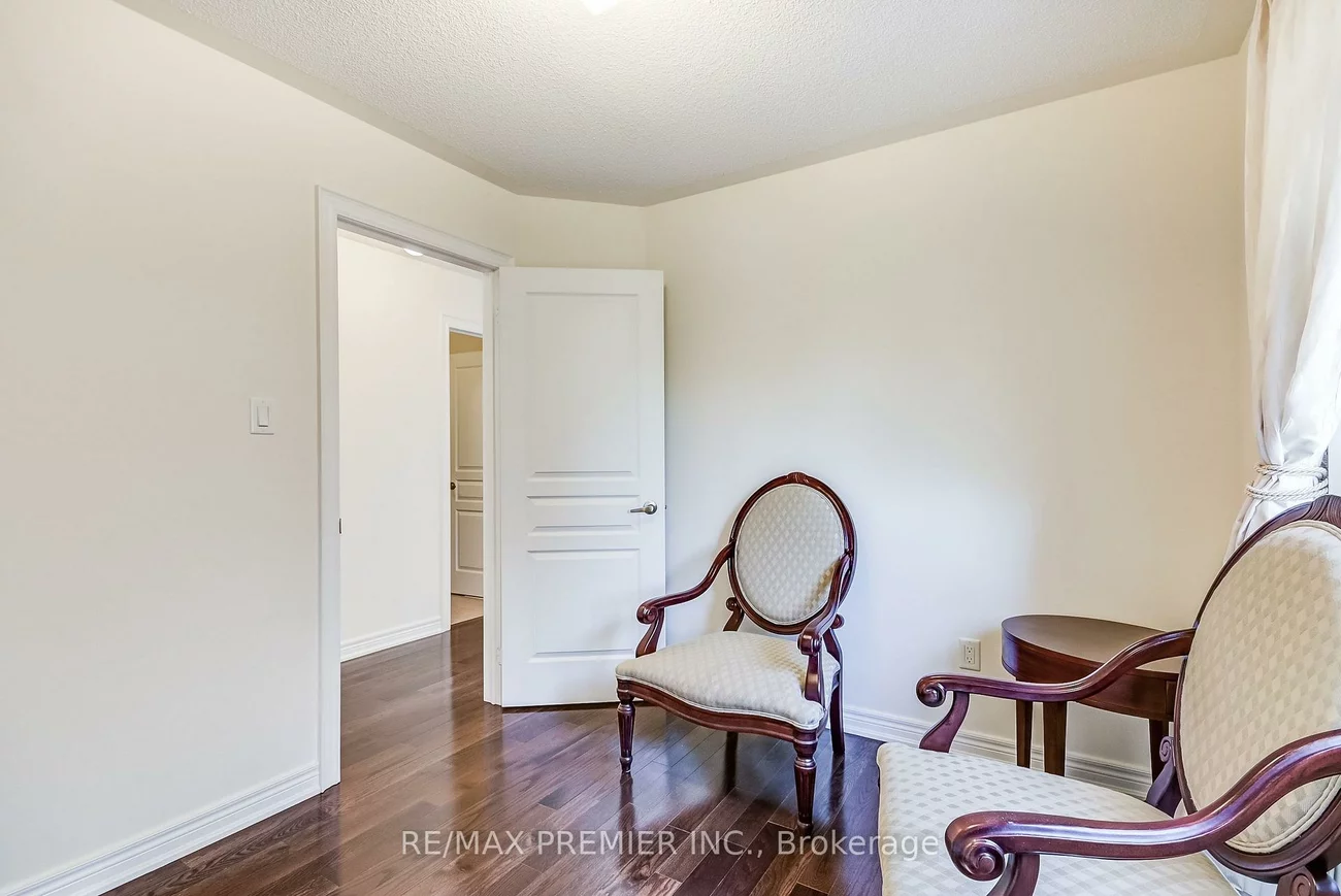 246, Hansard, Vellore Village, Vaughan