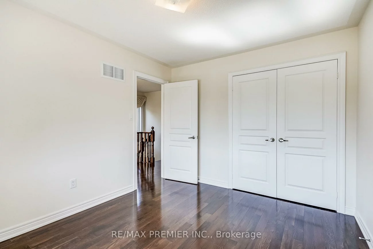 246, Hansard, Vellore Village, Vaughan