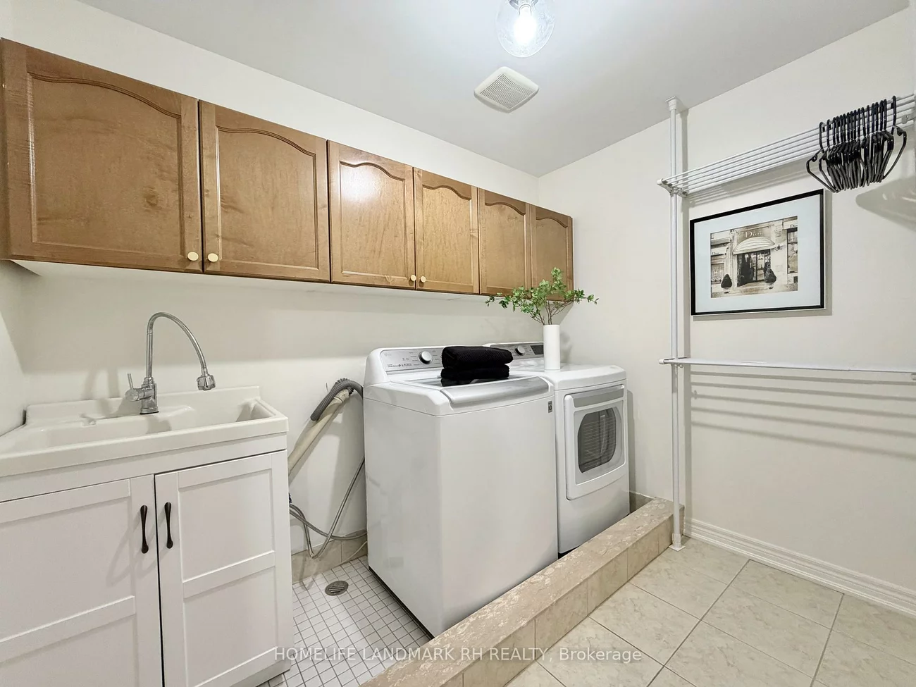 12, Bosco, Vellore Village, Vaughan