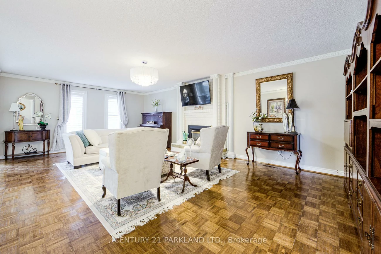 1, Radley, East Woodbridge, Vaughan