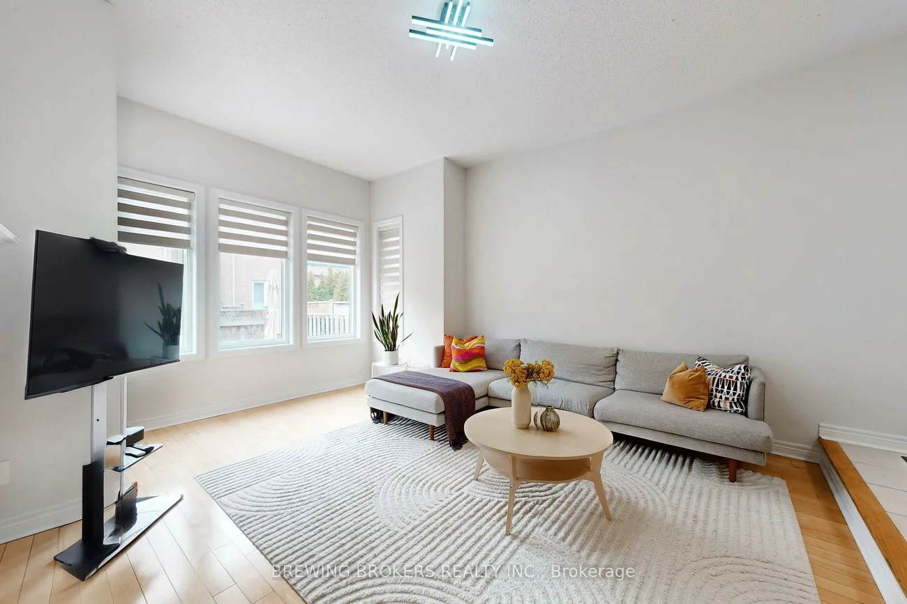 346, Thornhill Woods, Patterson, Vaughan