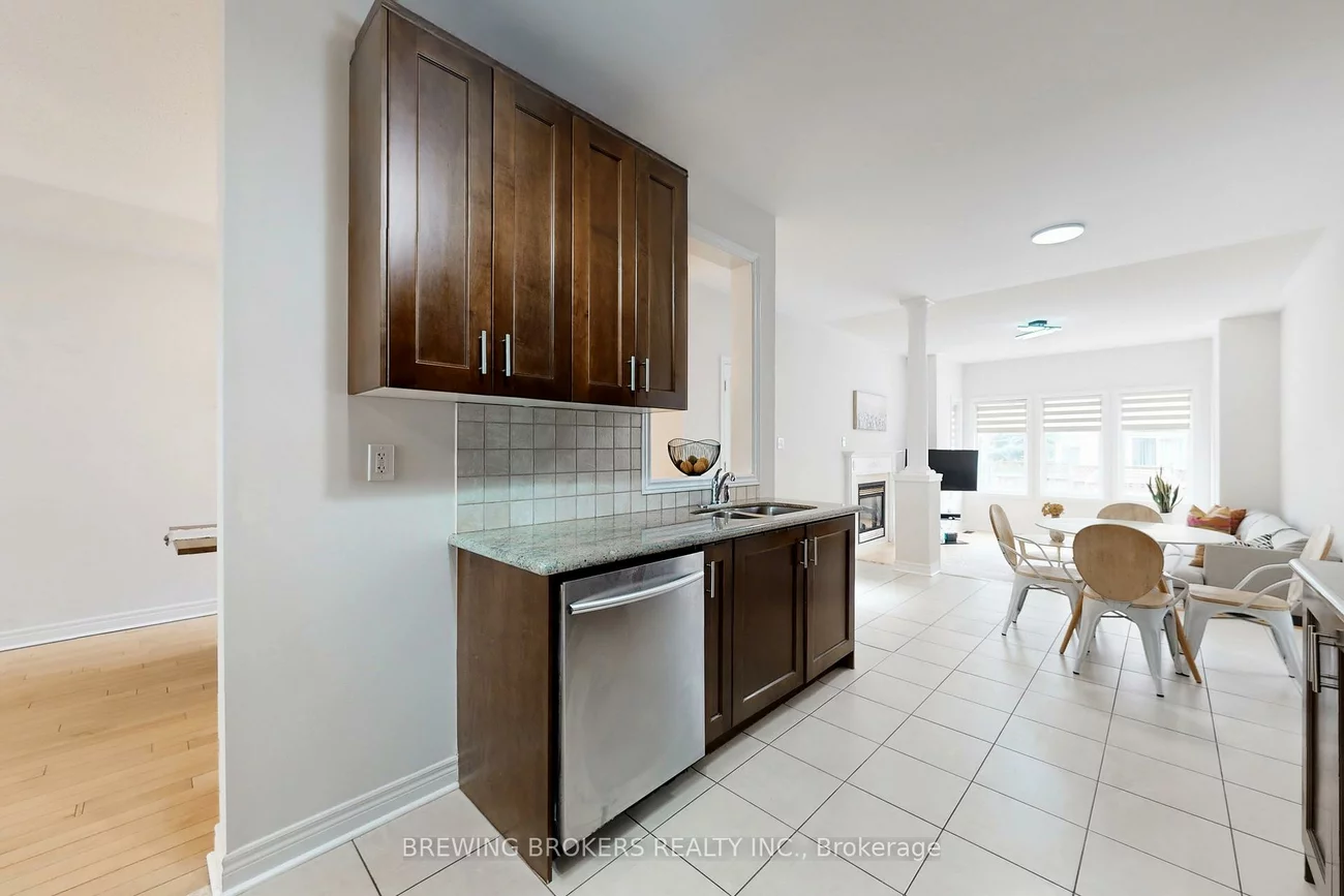 346, Thornhill Woods, Patterson, Vaughan