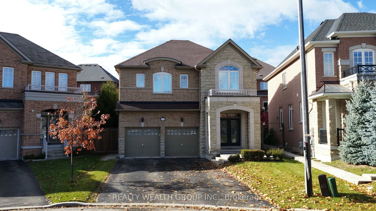 32, Rock Elm, Patterson, Vaughan