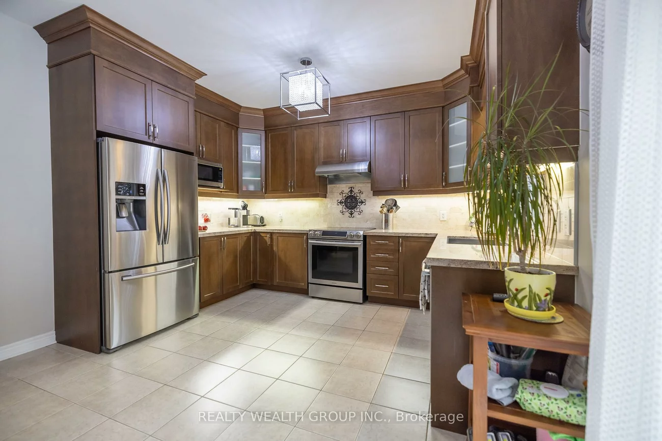 32, Rock Elm, Patterson, Vaughan