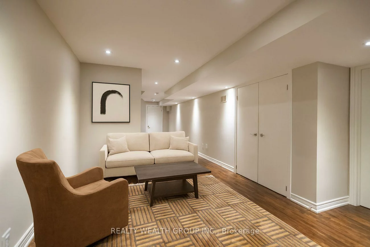 32, Rock Elm, Patterson, Vaughan