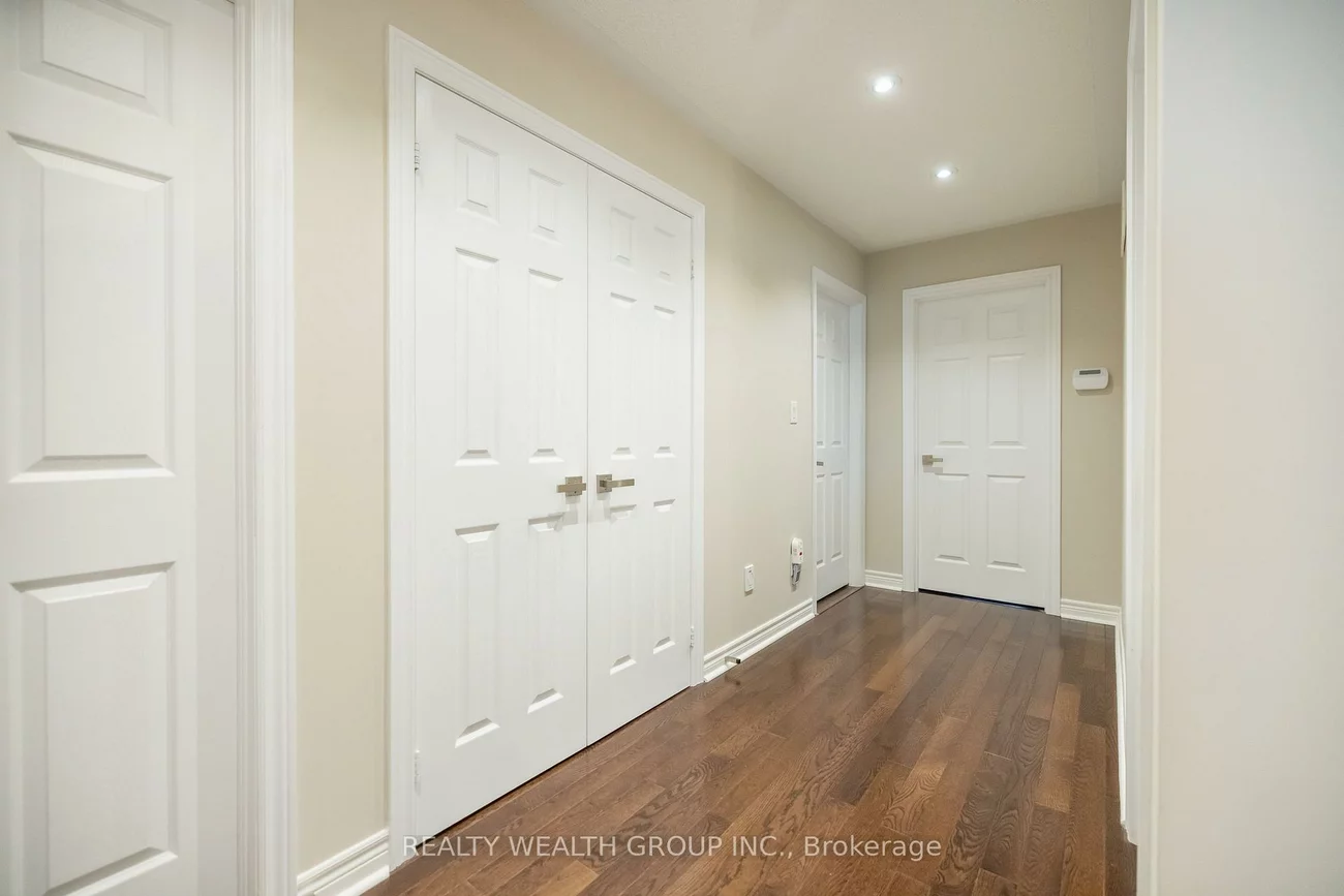 32, Rock Elm, Patterson, Vaughan