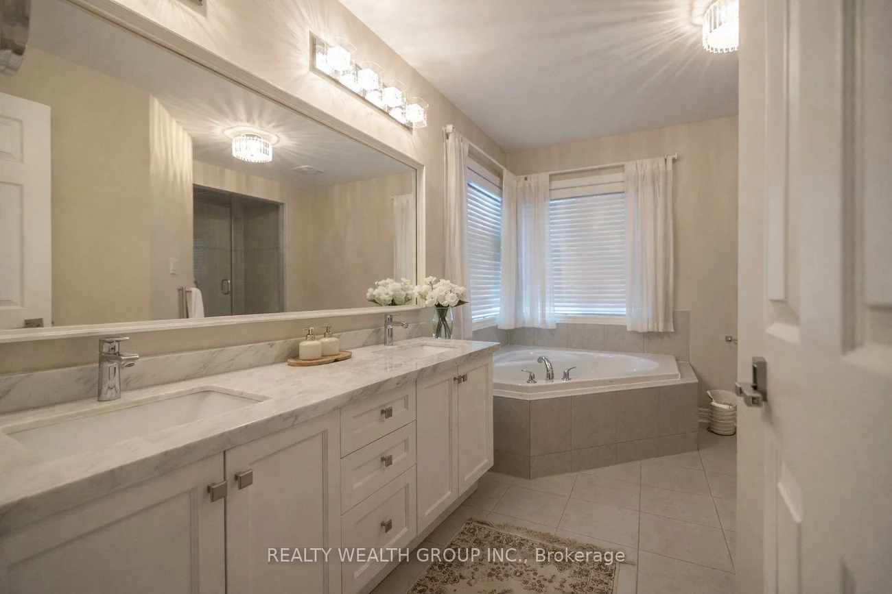 32, Rock Elm, Patterson, Vaughan