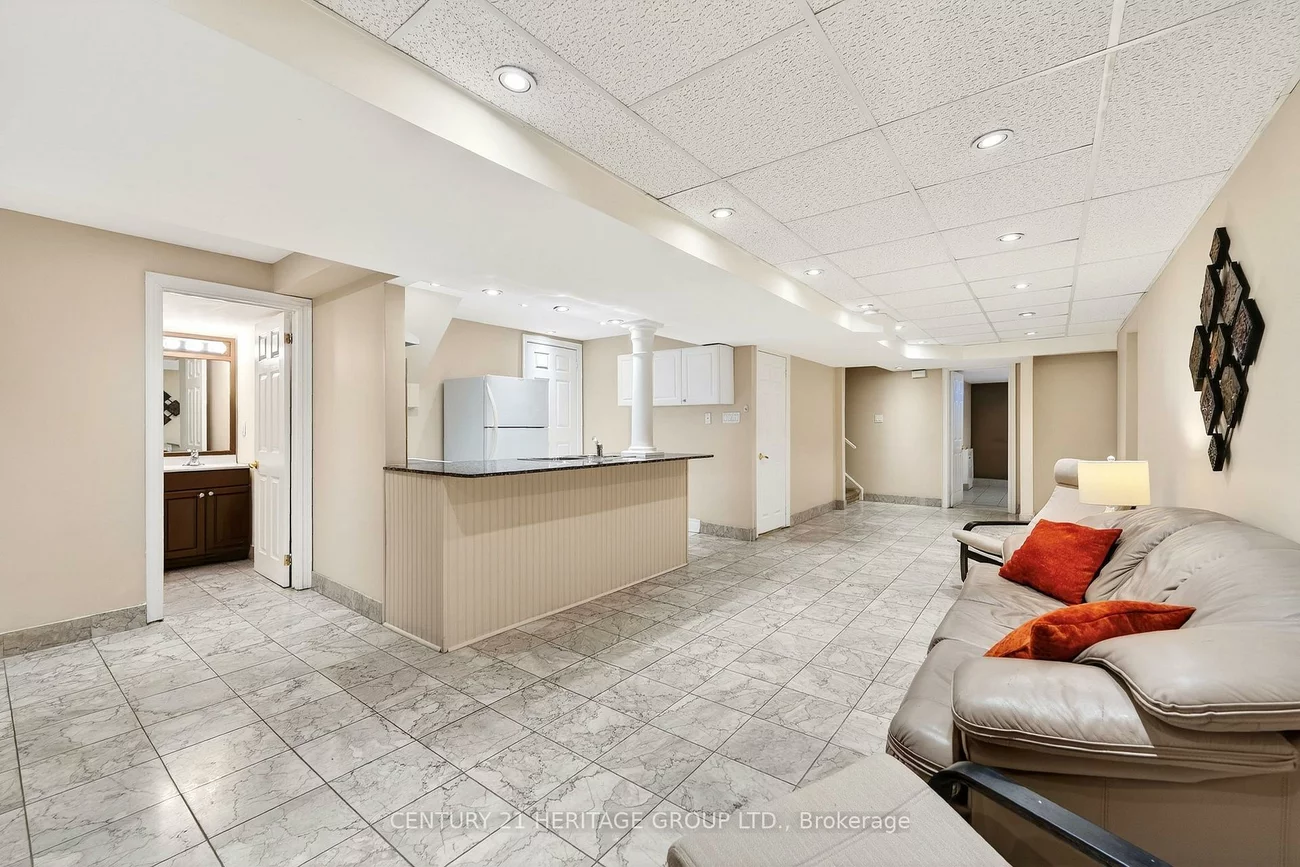 2, Adam Ernst, Vellore Village, Vaughan