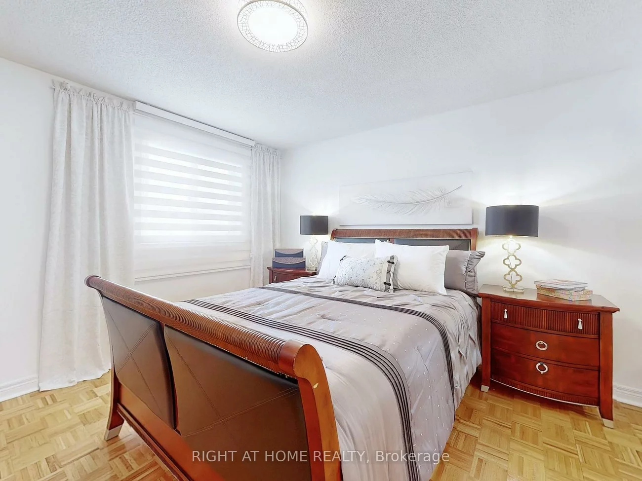 55, Hollybush, Maple, Vaughan