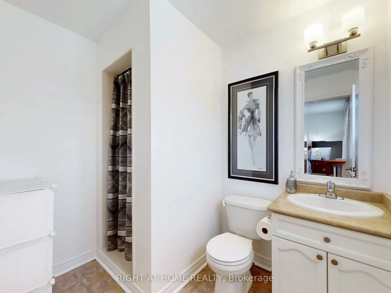 55, Hollybush, Maple, Vaughan