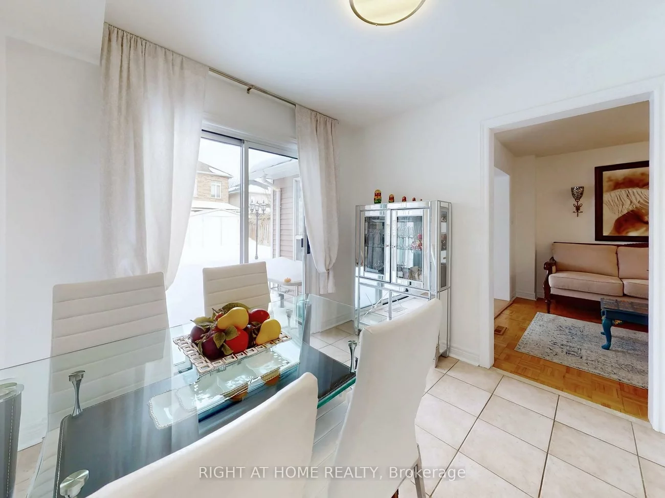 55, Hollybush, Maple, Vaughan